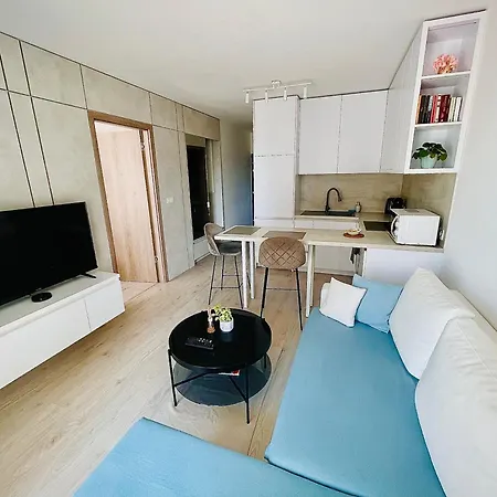 Urban - Free Parking, Energy, Modern Style