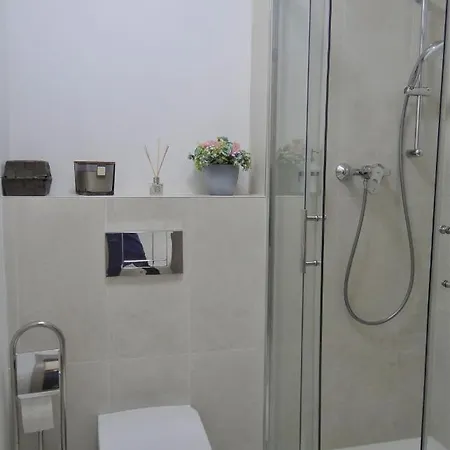 Urban - Free Parking, Energy, Modern Style *